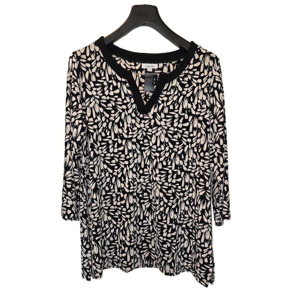 Chicos Travelers Top Size 2 L Black Ivory Abstract Print 3/4 Sleeve Split Neck